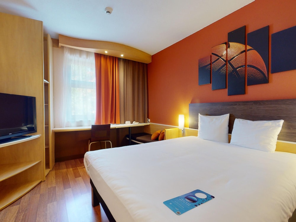 Ibis Bratislava Centrum Hotel 18/66