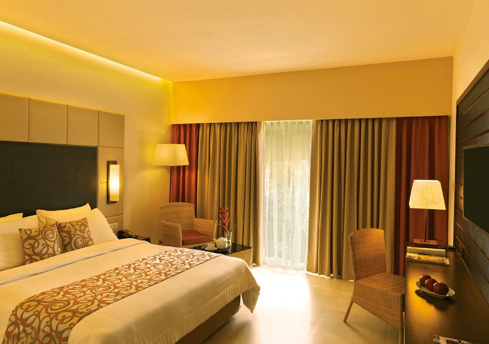 POETREE SAROVAR PORTICO 22/74