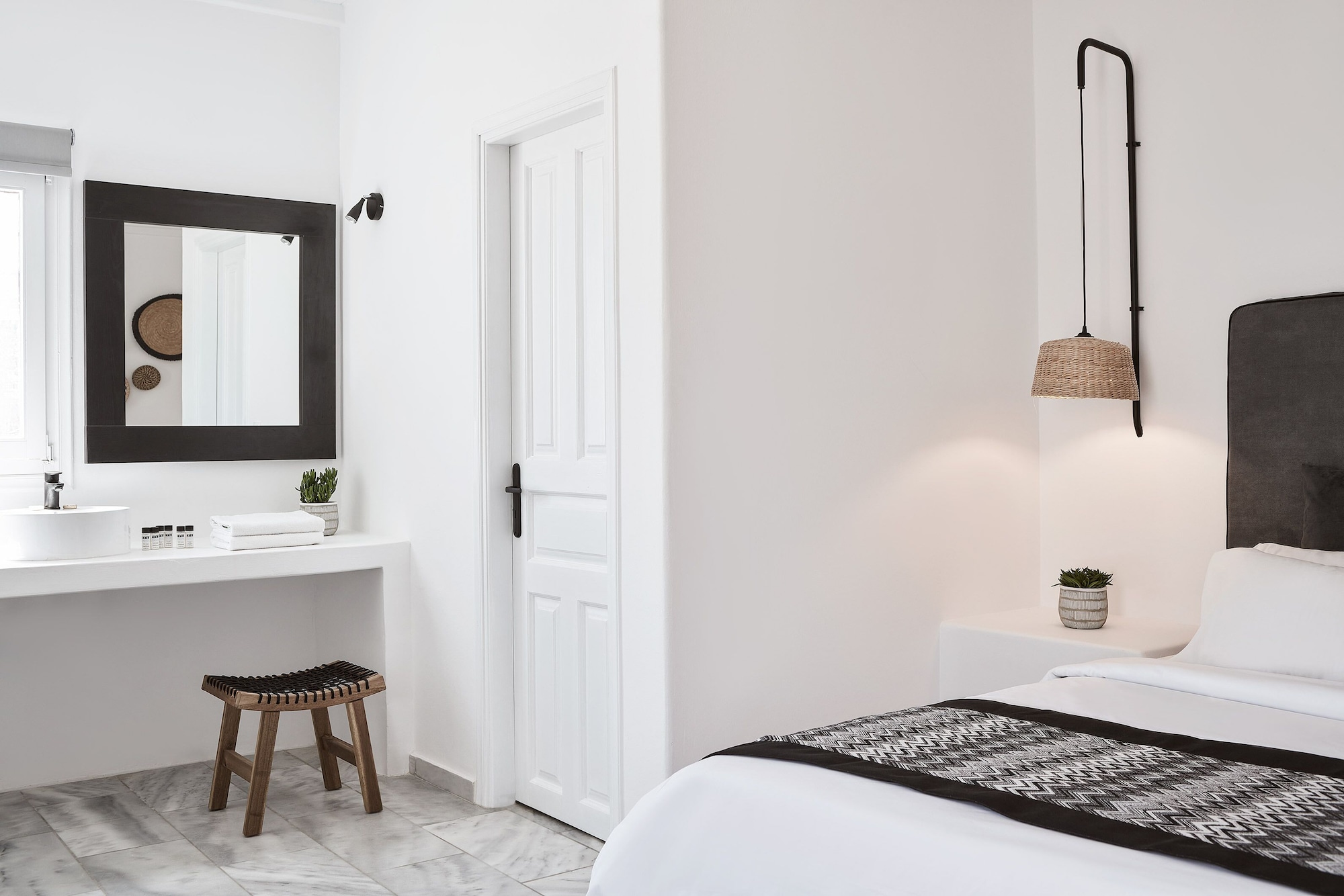 SUPERIOR, DOUBLE BED, SEA VIEW