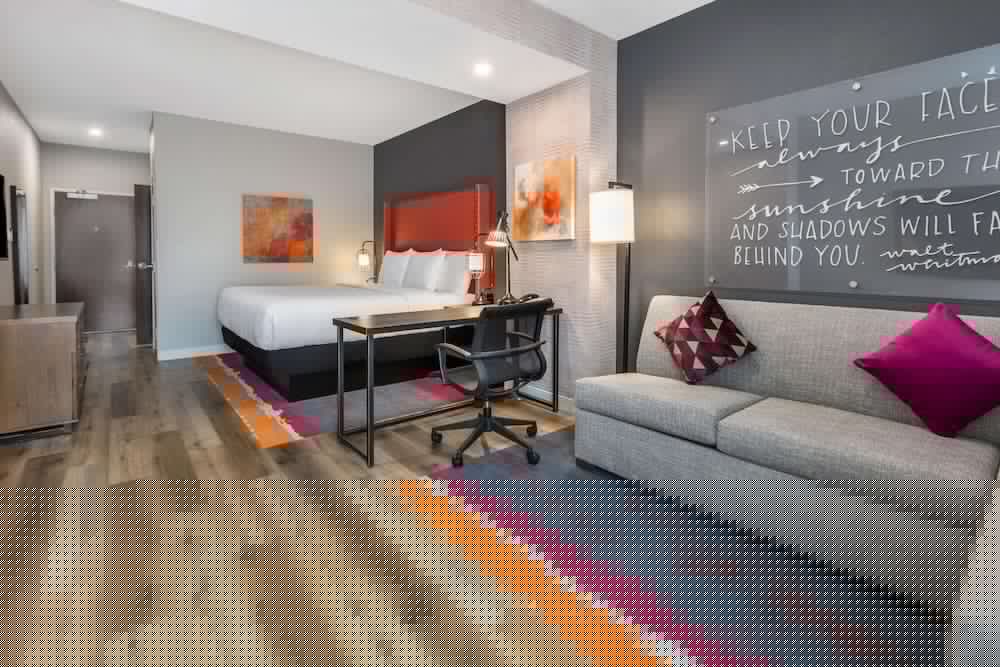 La Quinta Inn And Suites By Wyndham Lewisville 33/50