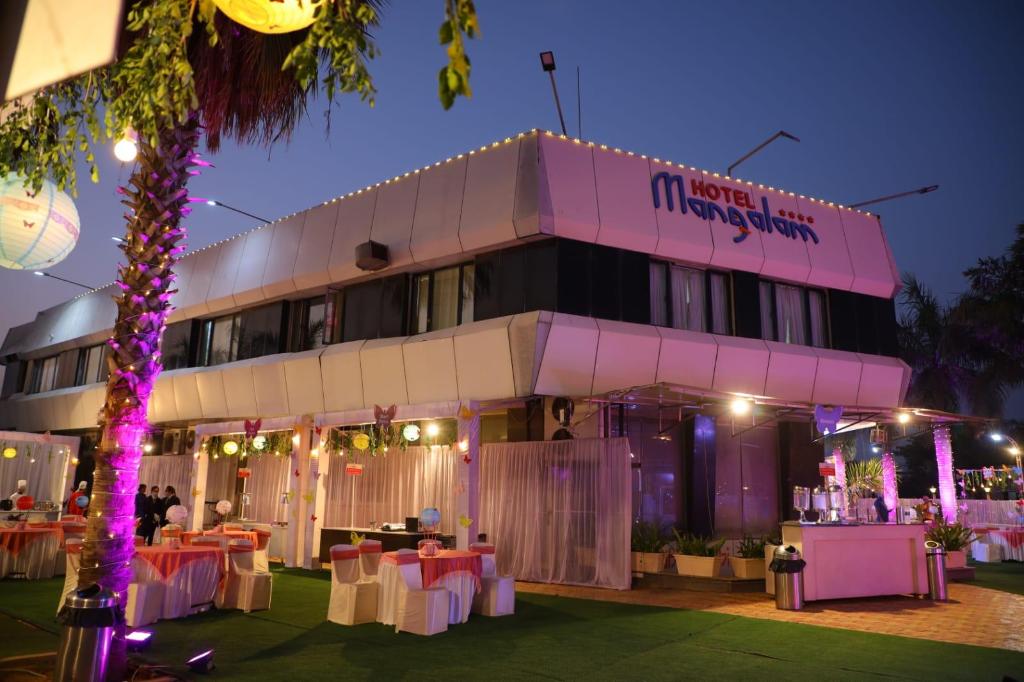 HOTEL MANGALAM 2/49