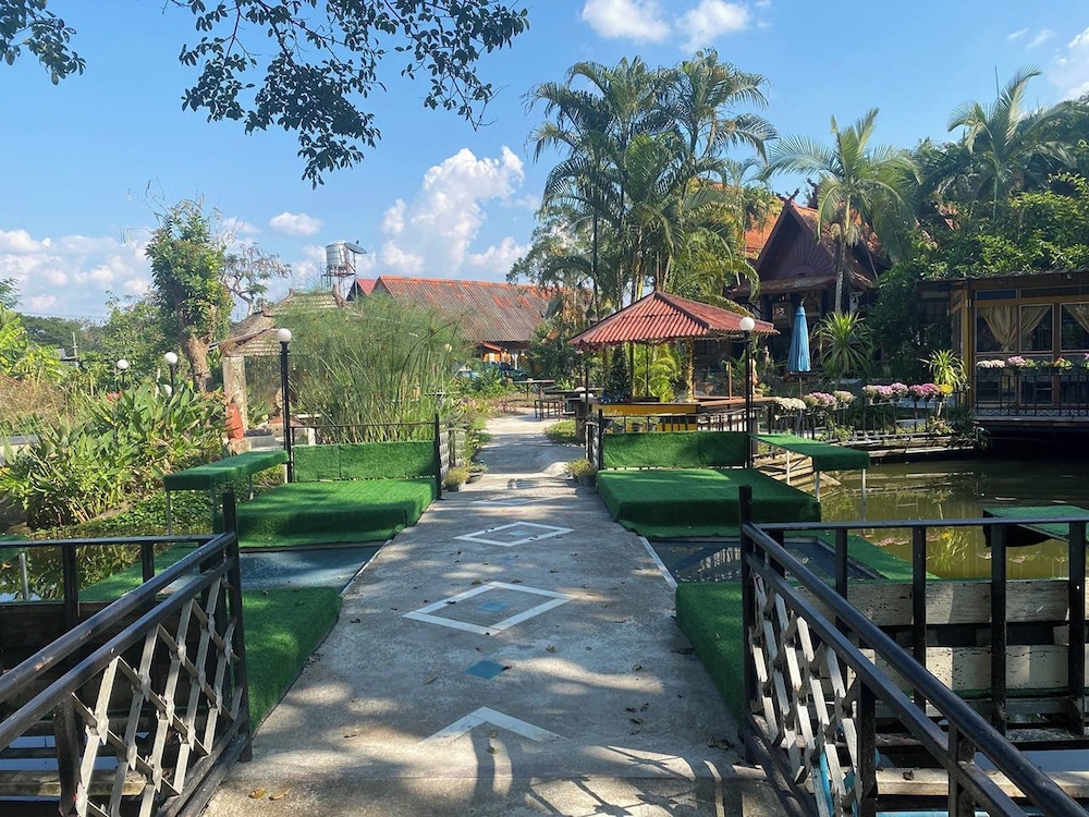 Viewdoi Art and Resort 52/58