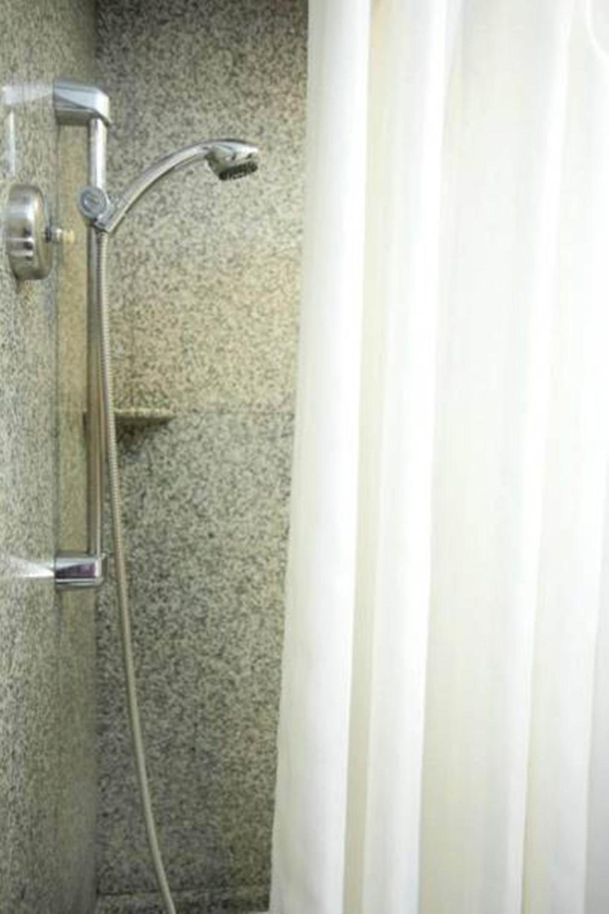 استوديو بسرير كوين، Majestic Suites 2/4