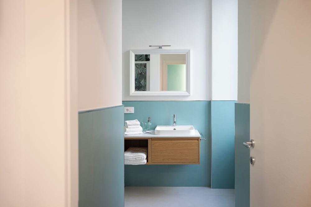 6thLand Rent Rooms La Spezia 48/50