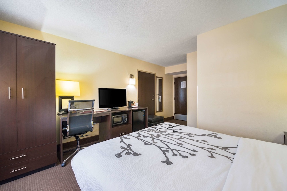 Sleep Inn Statesville I-40 14/38