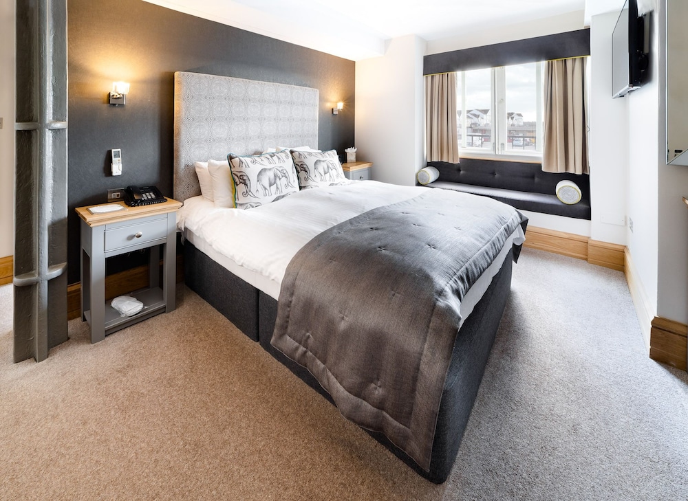 Ennios Boutique Hotel 8/50