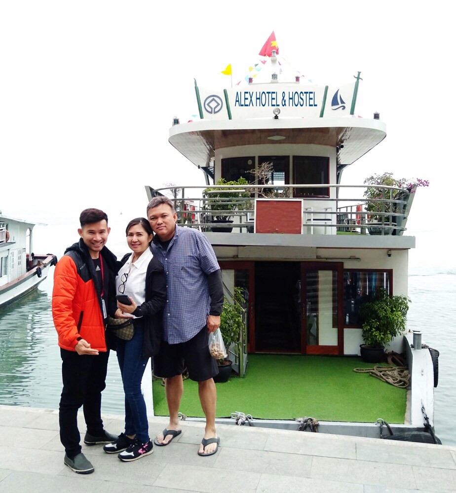 Alex Hotel 2/72