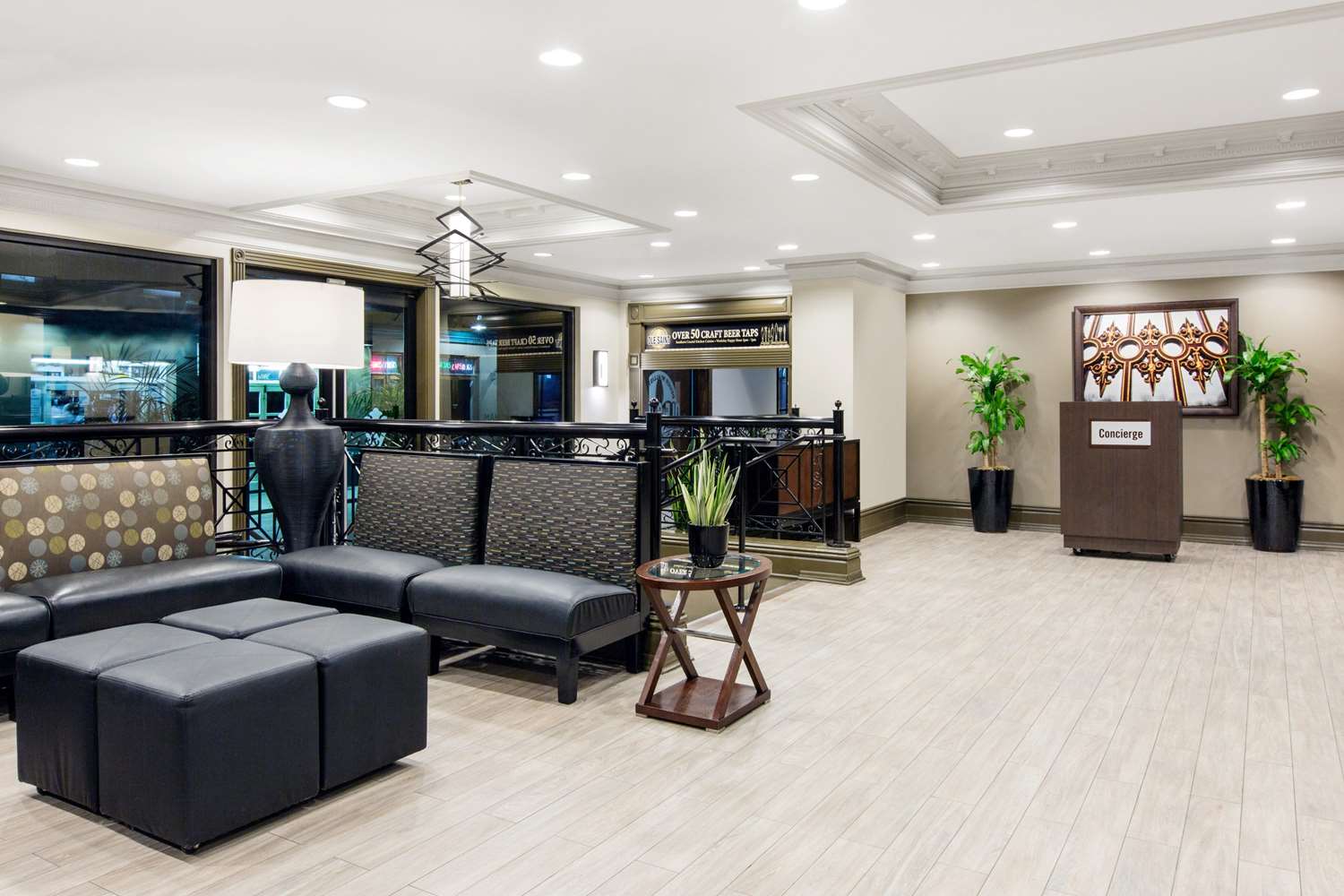 Wyndham New Orleans - French Quarter Hotel 7/37