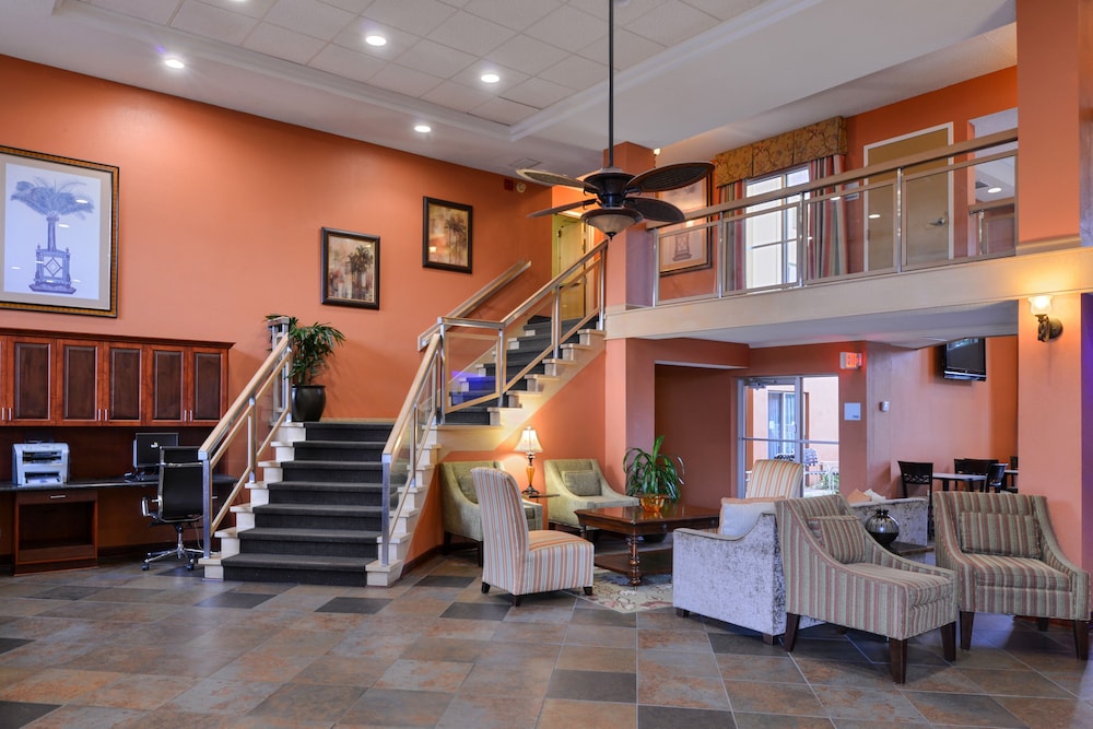 Holiday Inn Express Clearwater East Icot Center 62/78