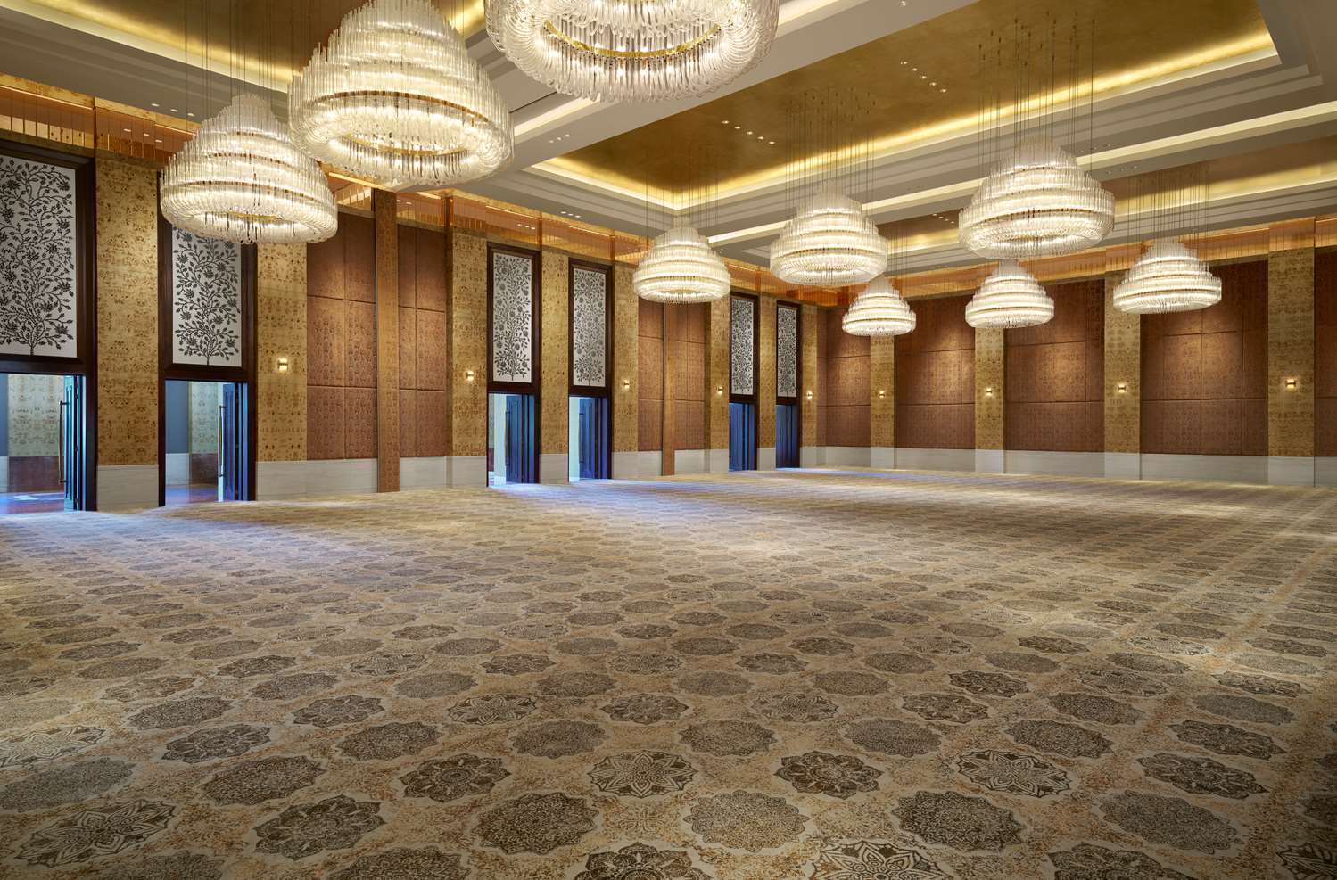 The Leela Gandhinagar 10/46