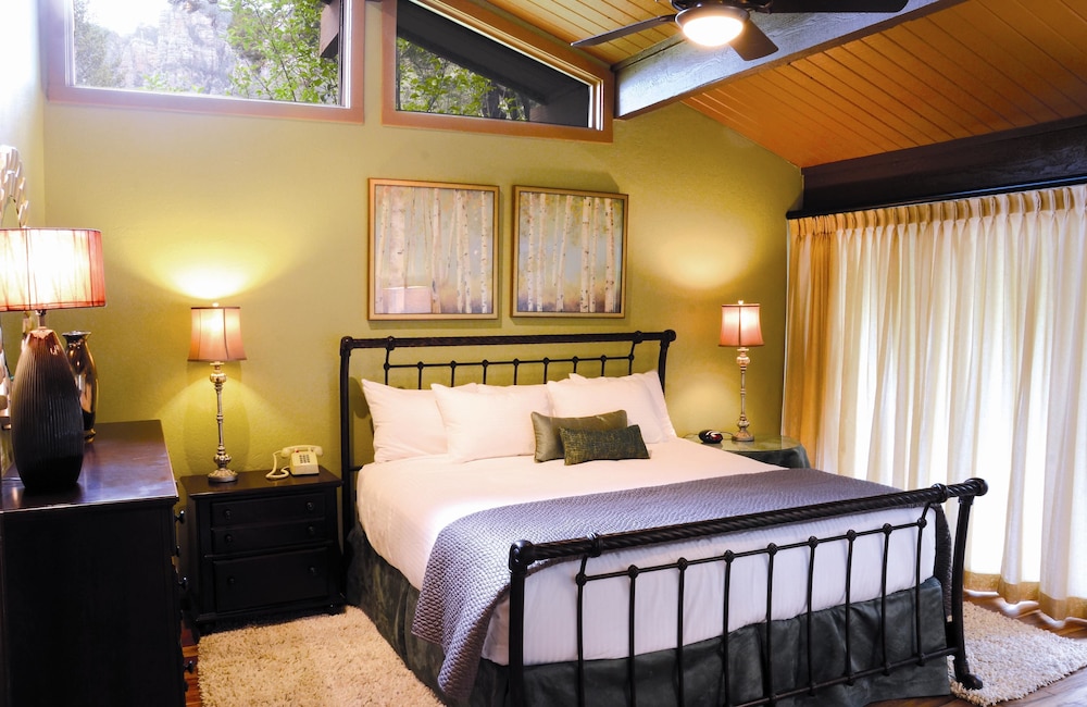 1 BEDROOM, VILLA, FOREST VIEW, HOT TUB