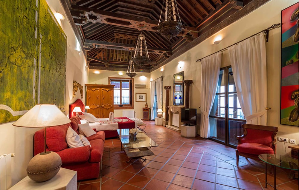 Hotel Palacio de Santa Ines 45/75