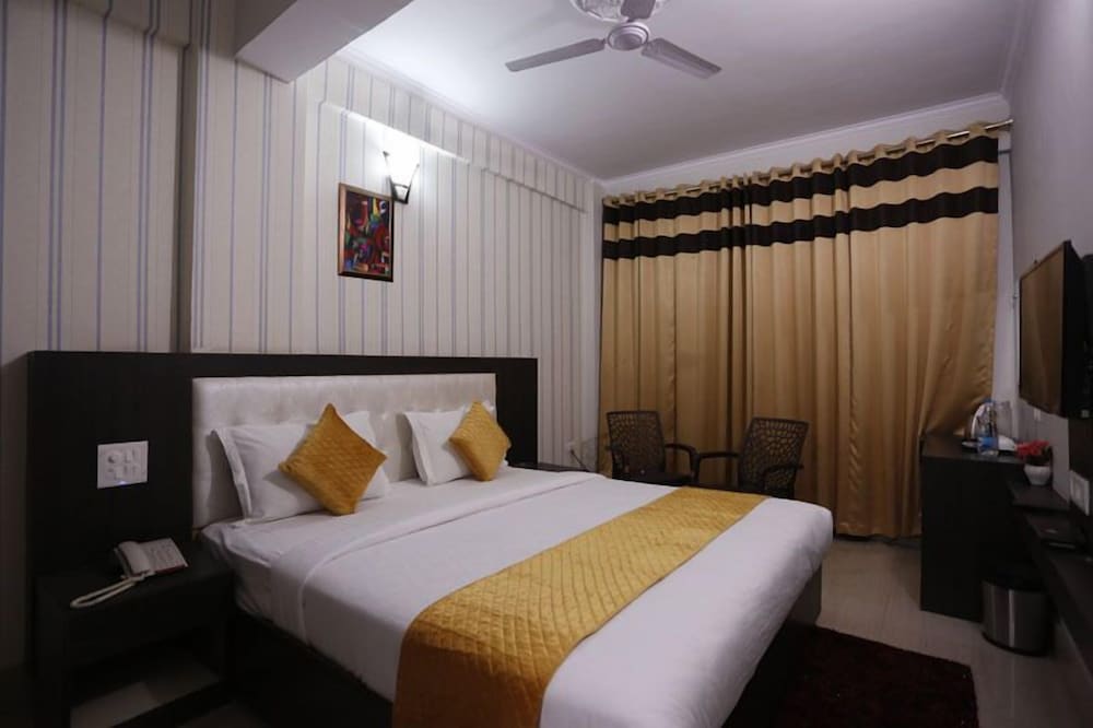 Hotel Paradise Ganga 13/49