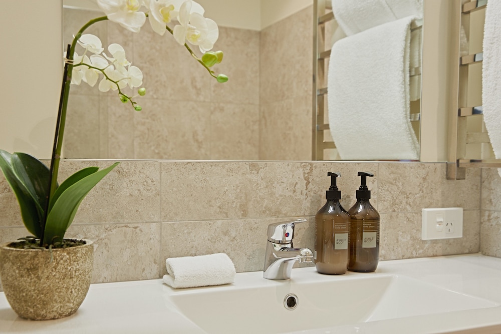 Koura Bay Resort 10/50
