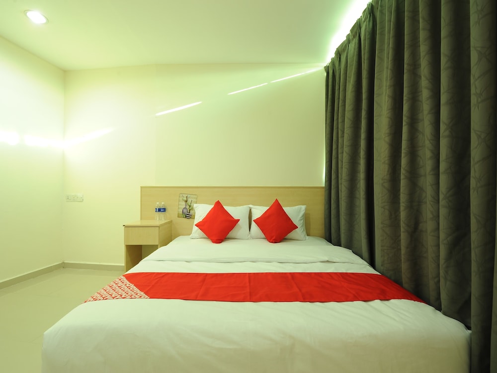 OYO 1055 Batu Caves Star Hotel 6/17