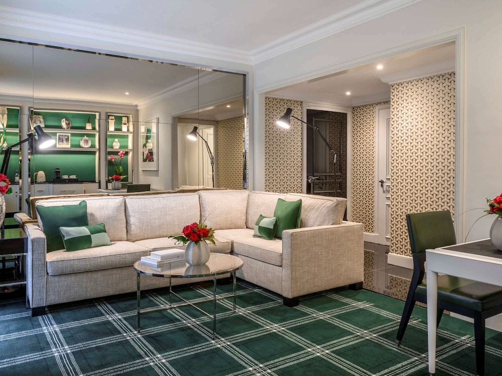 Sofitel London St James 41/70