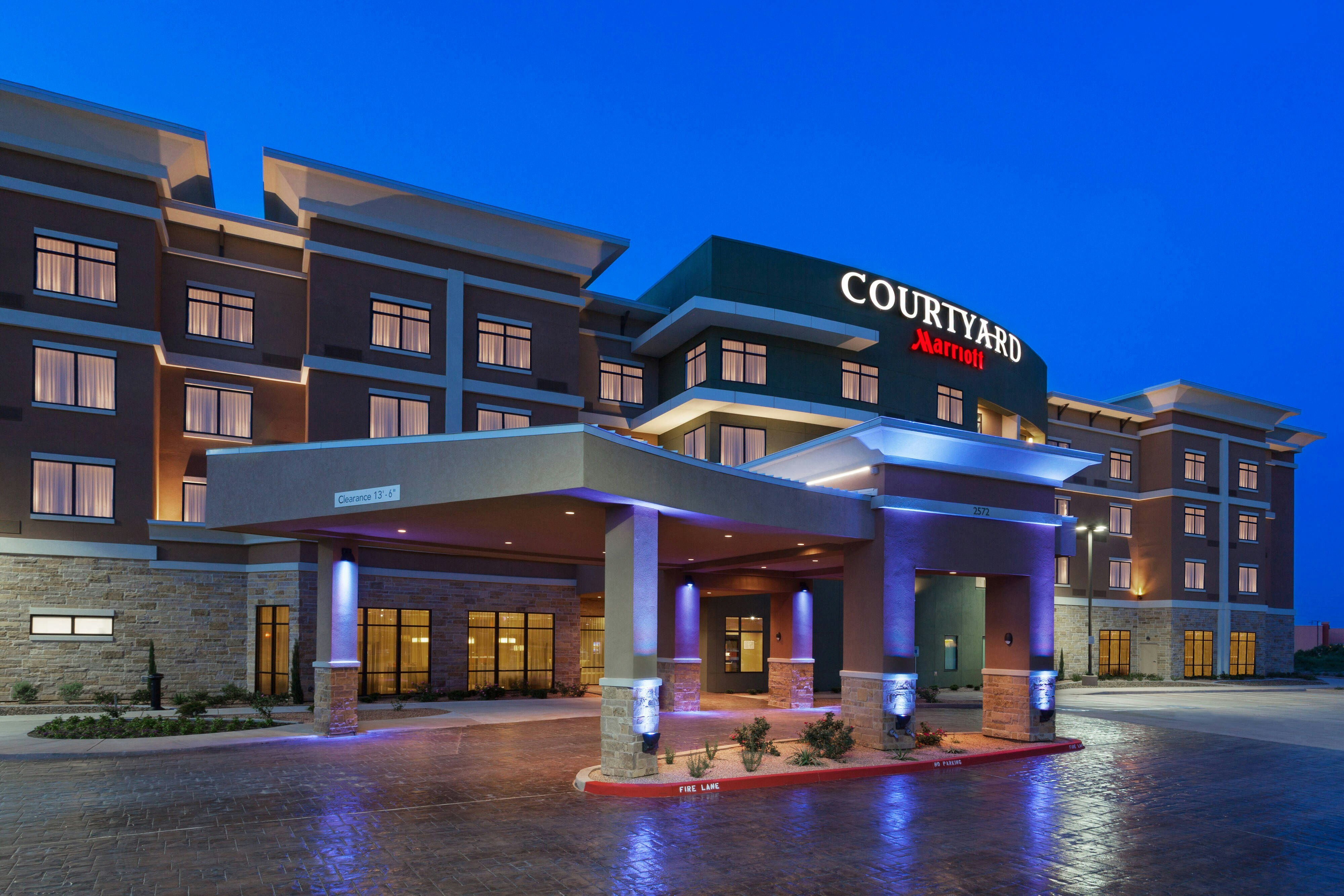 Courtyard San Angelo 1/7