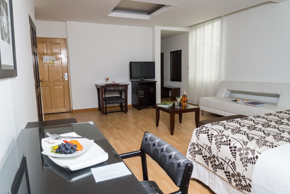 Hotel Bolivar Plaza 18/61
