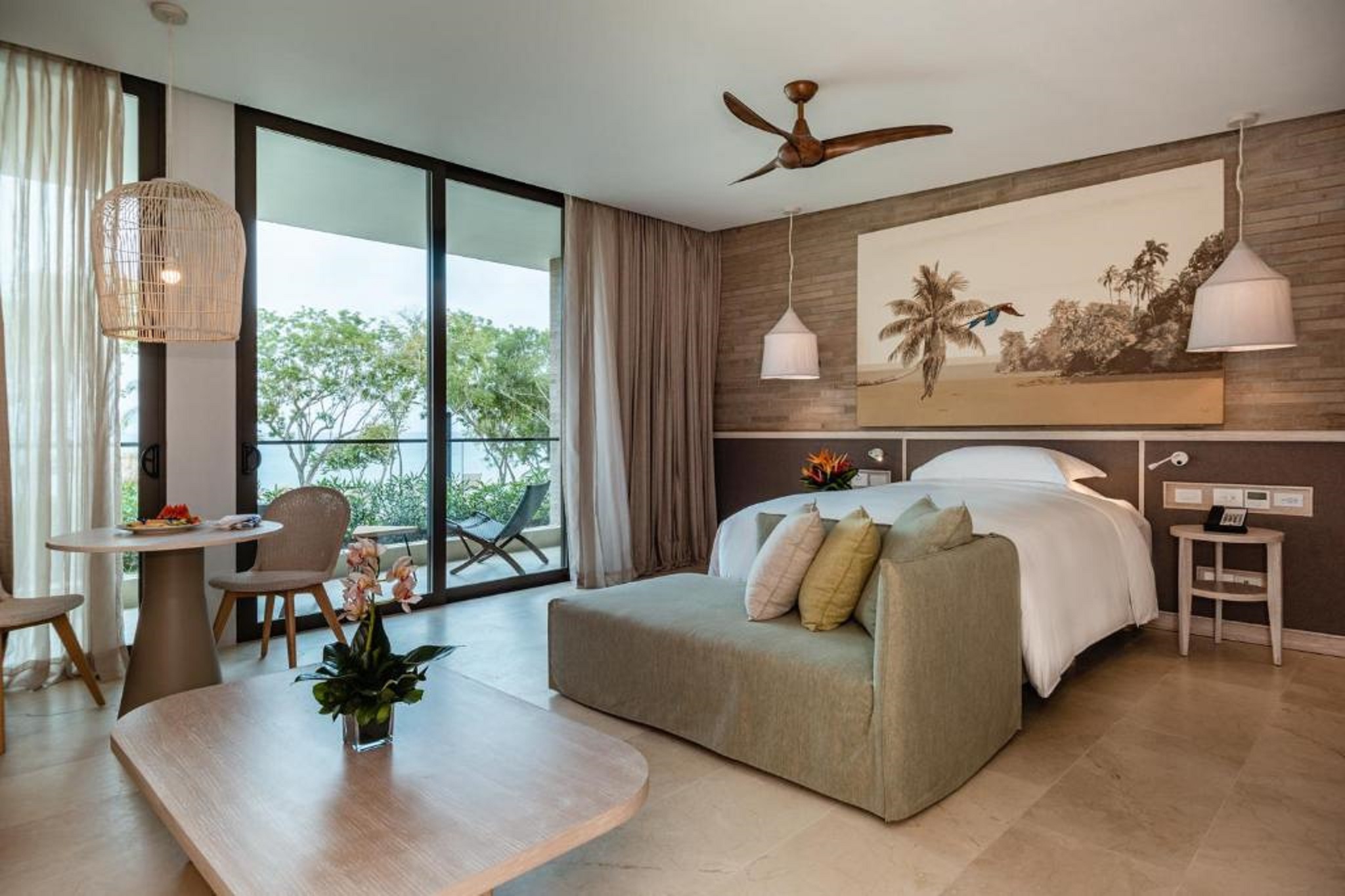 Coral, Prestige, Suite