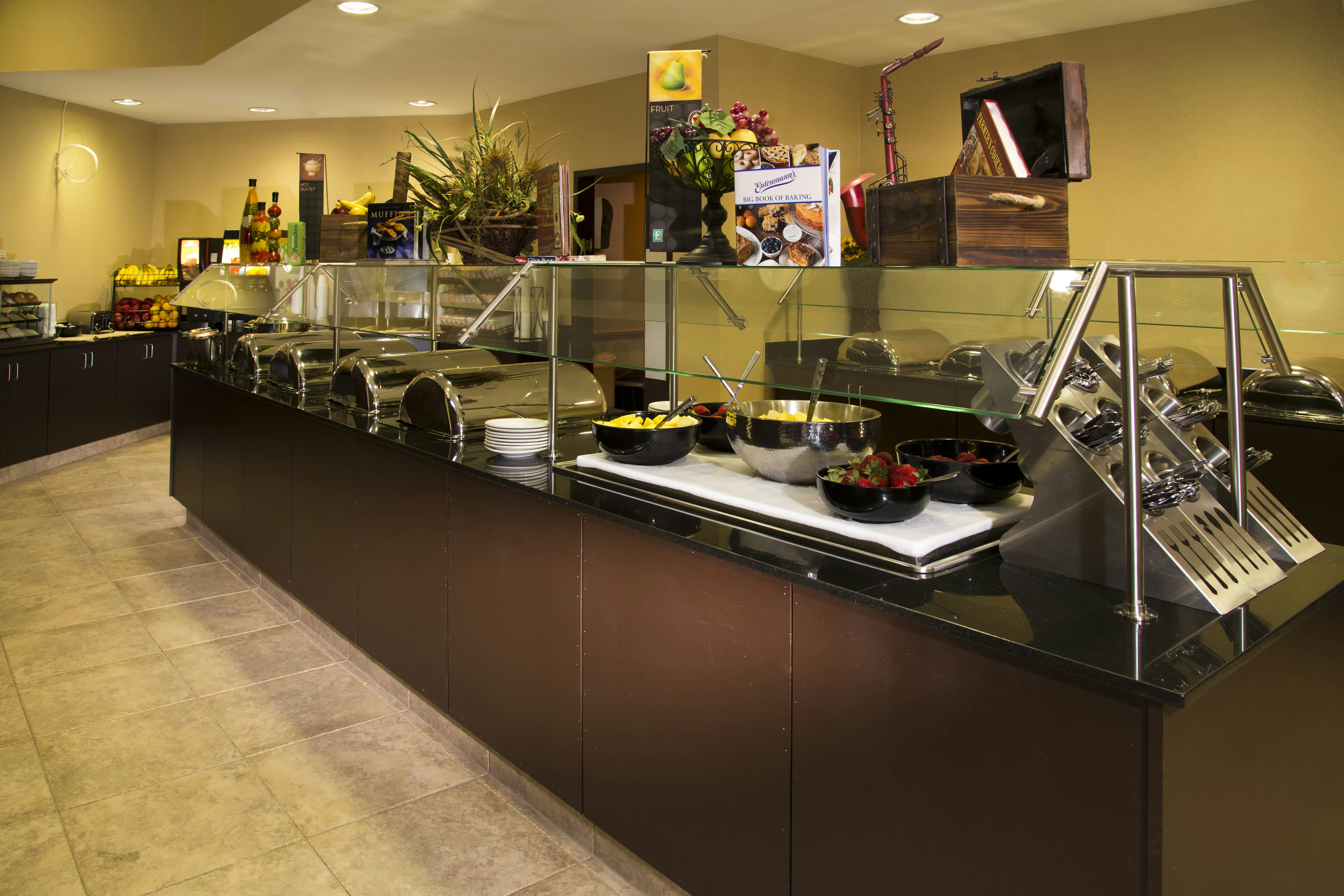 Embassy Suites by Hilton Tulsa I-44 8/46