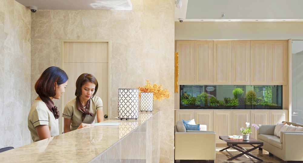 Balcony Courtyard Sriracha Hotel Serviced Apartments 4/50