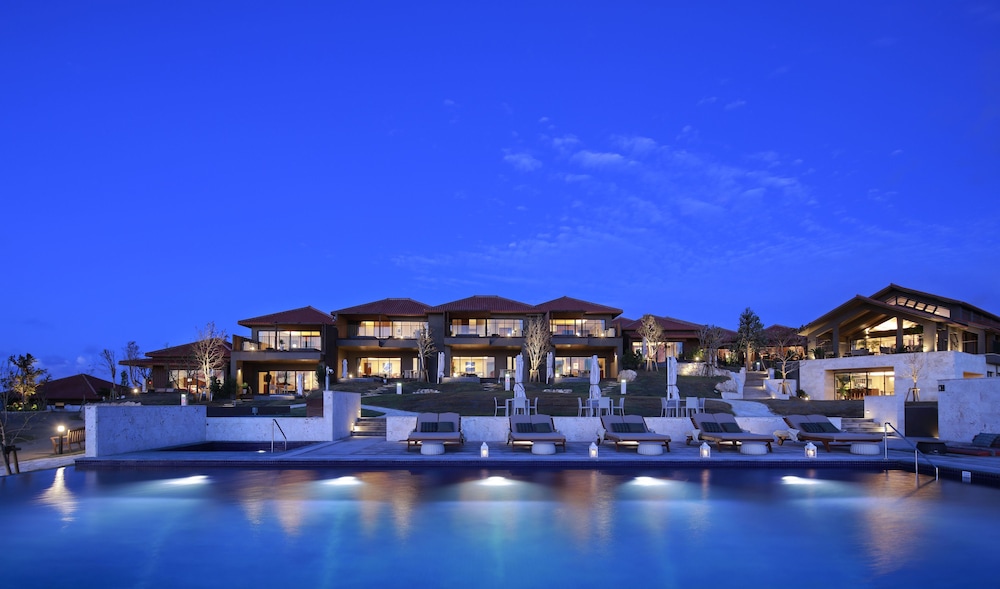 The Hiramatsu Hotels & Resorts Ginoza 45/50