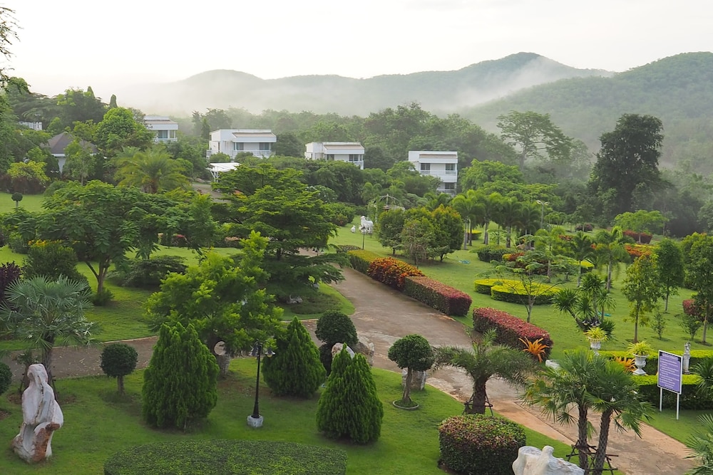Baan Ing Khao 36/50