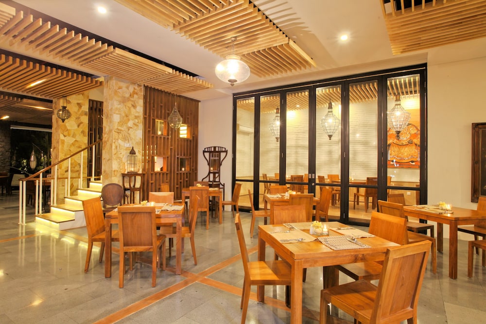 Paragon Hotel Seminyak 57/71