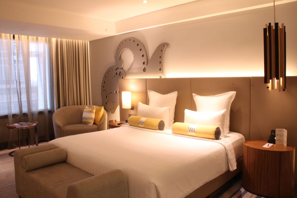 GRAND, DELUXE, KING BED
