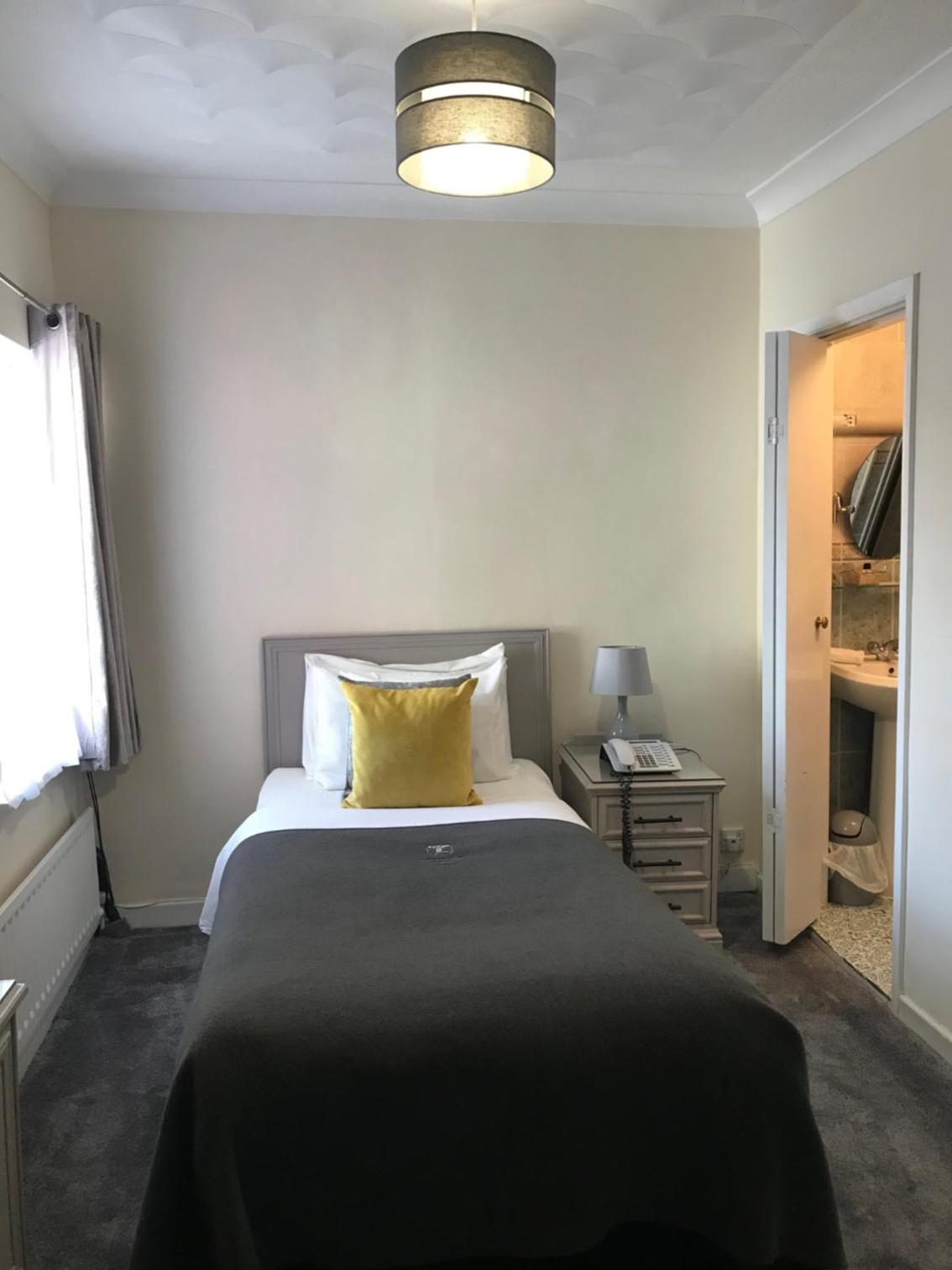 Room, Single, Small