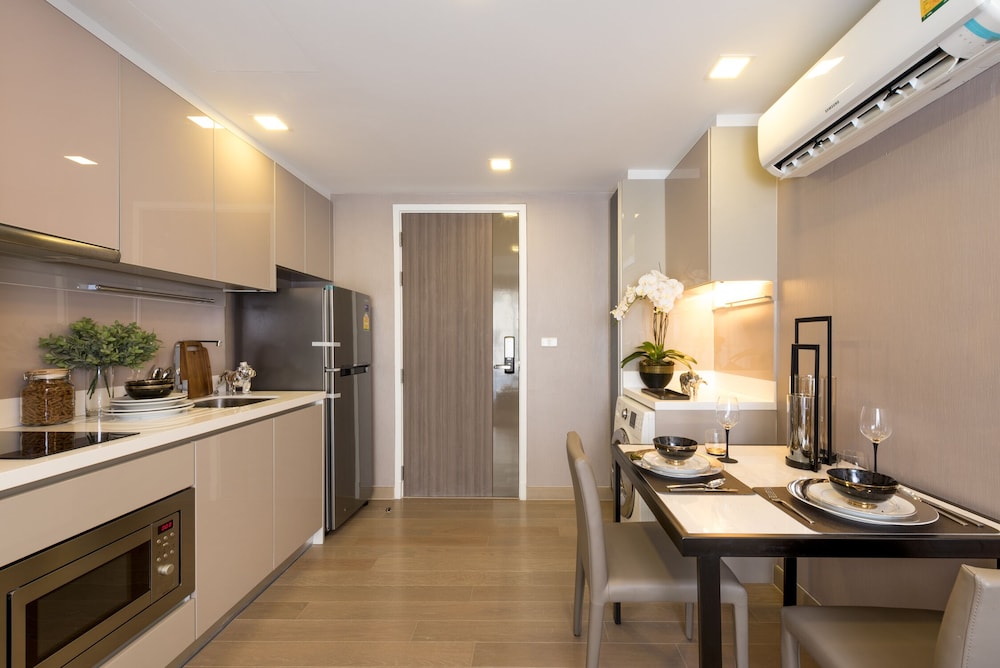 Residence 187 By Ariva 32/44