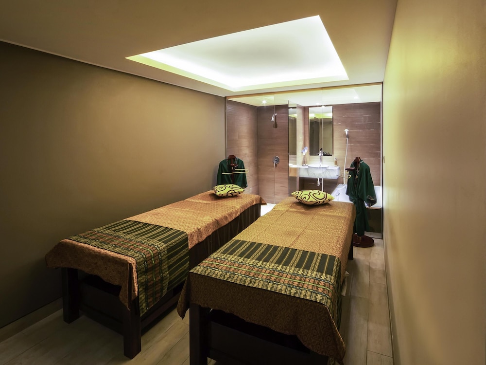NOVOTEL PEKANBARU 47/67