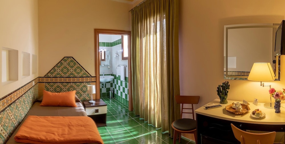 Hotel *** Riva Del Sole 26/47