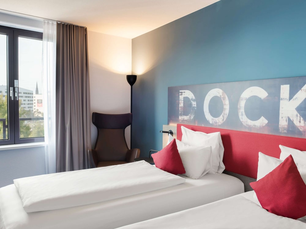 SUPERIOR, TWIN BEDS