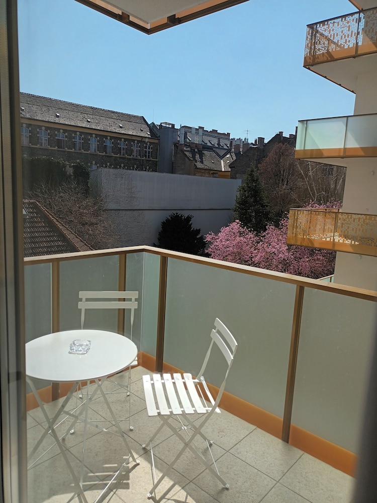 Vagabond Grand'or Suites 32/33