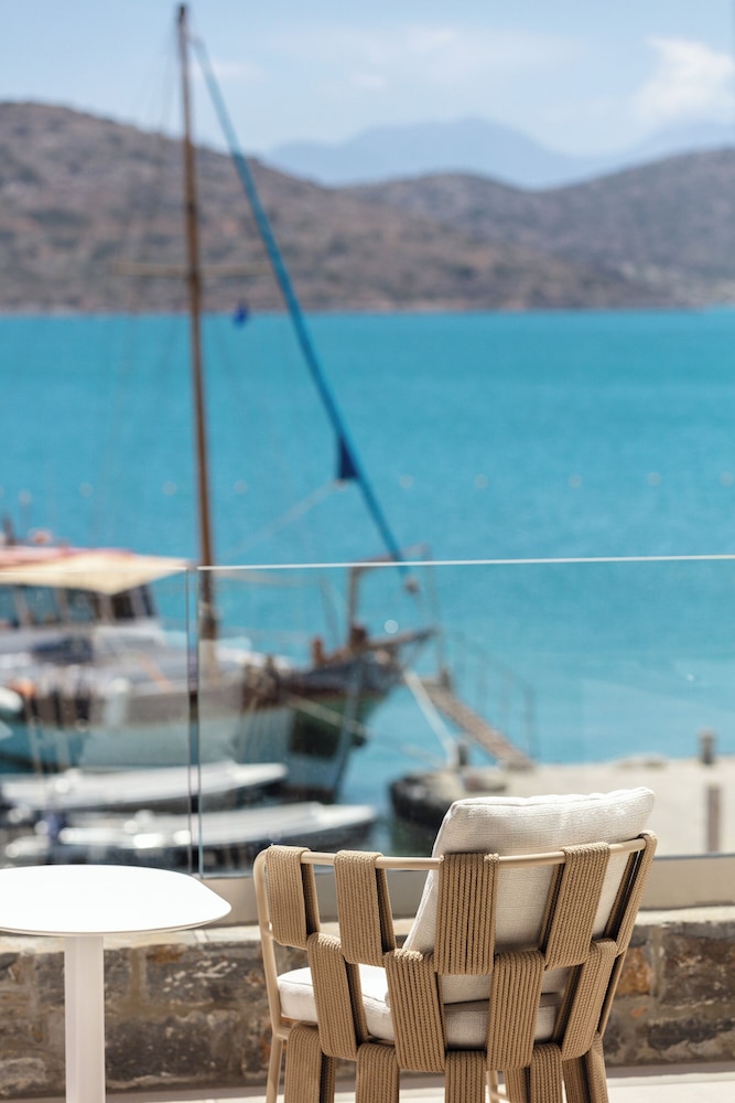 Naiades Beach Hotel – Adults Only 107/132