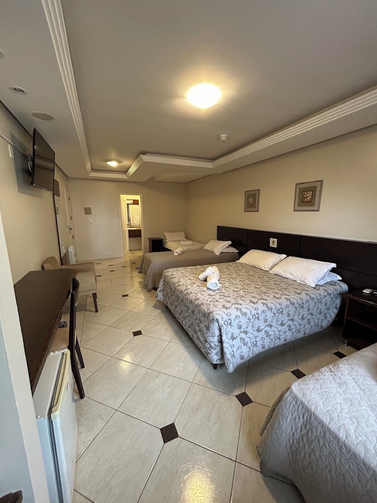 Hotel Via Serena 5/55