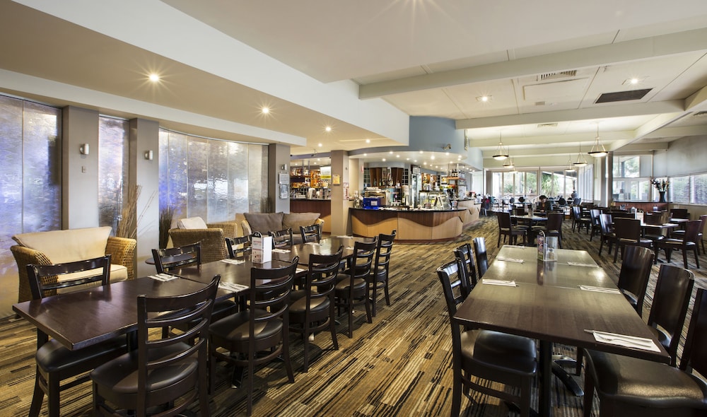 Nightcap at Morwell Hotel 35/50