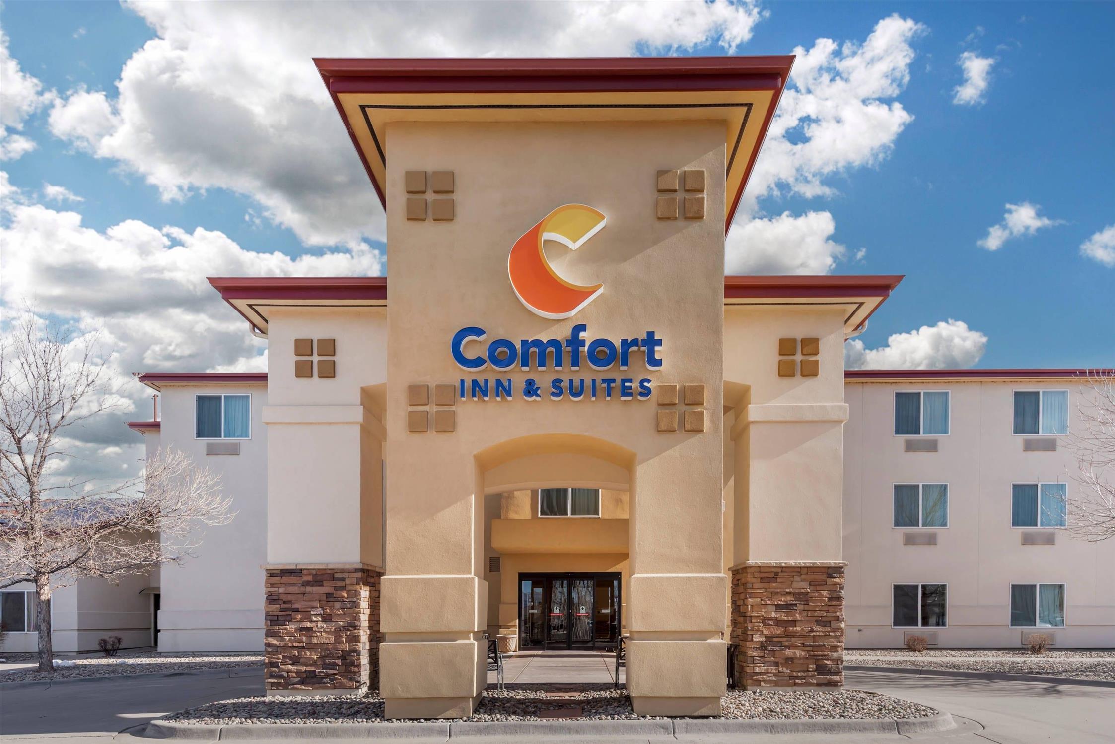Comfort Inn and Suites Rifle 3/49