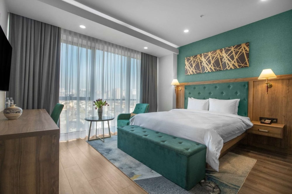 SUPERIOR, DOUBLE BED