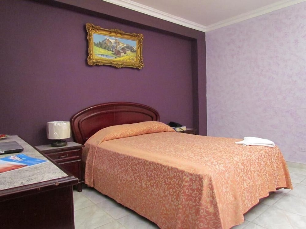 HOTEL LISBOA 7/22