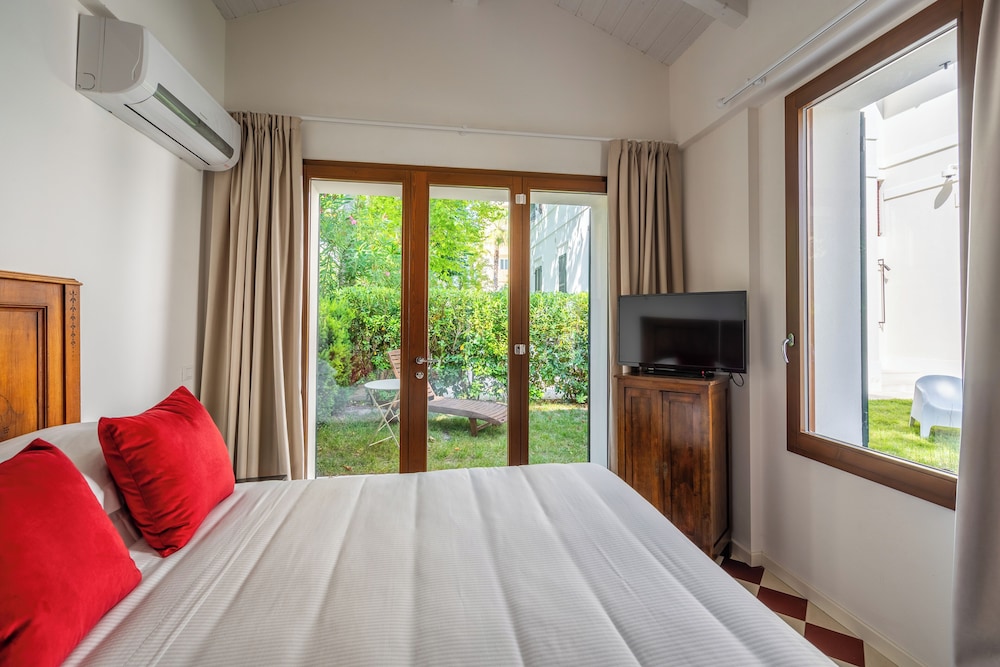 Superior, Apartment, Double Bed, 2 Sofa