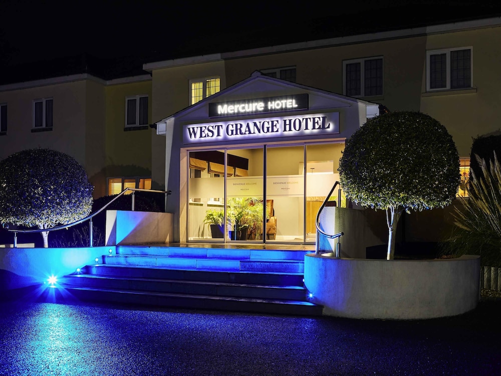 Mercure Newbury West Grange Hotel 66/72