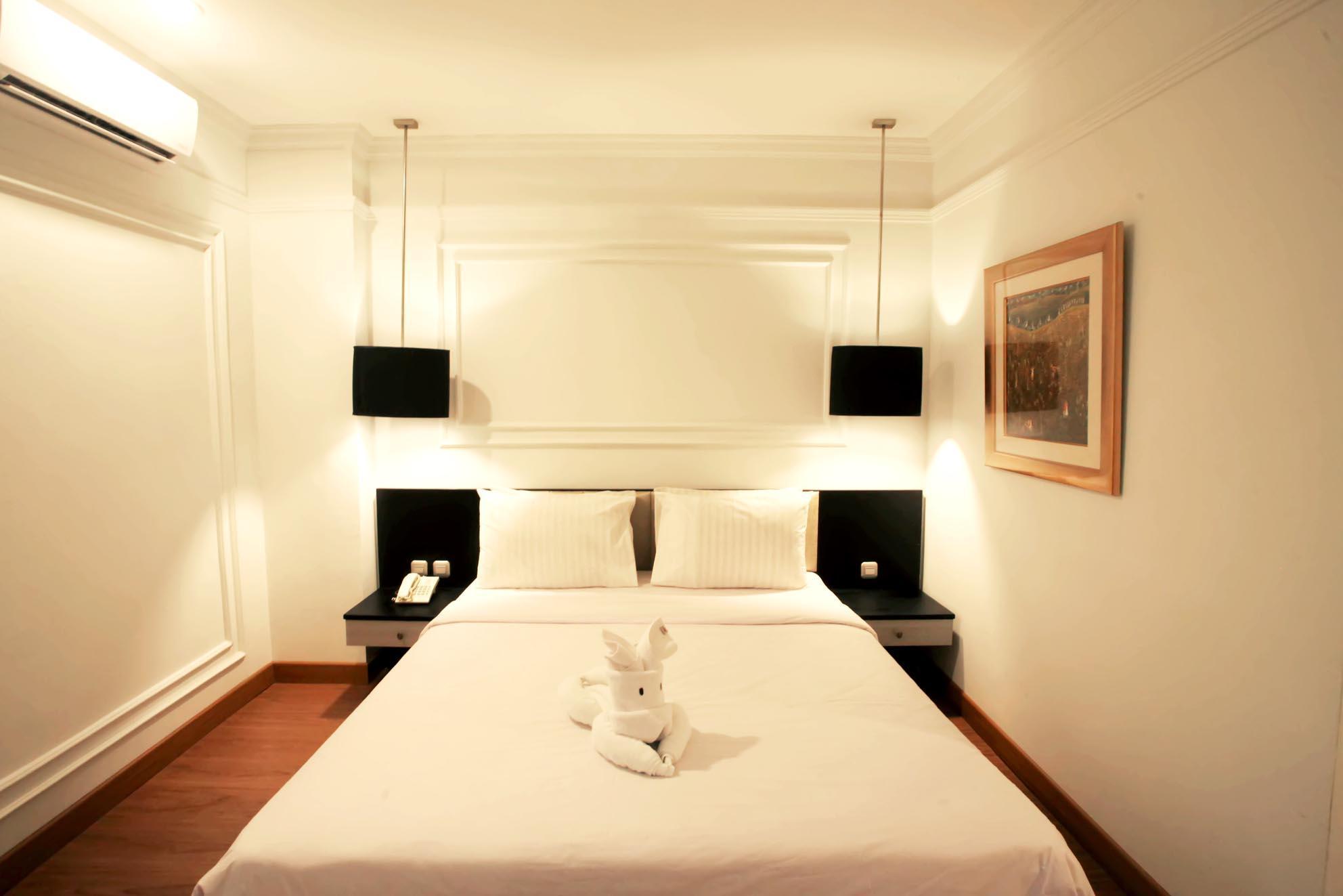 Superior, Queen Bed