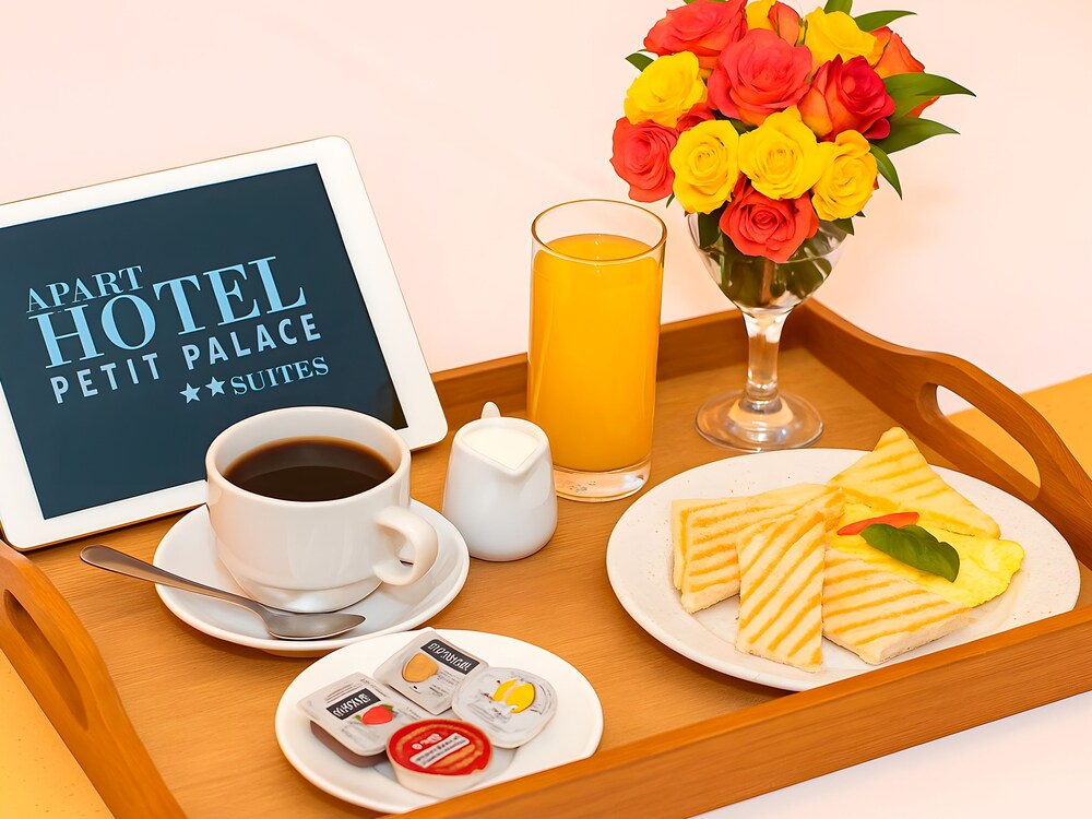 Petit Palace Apart Hotel Suites 41/50