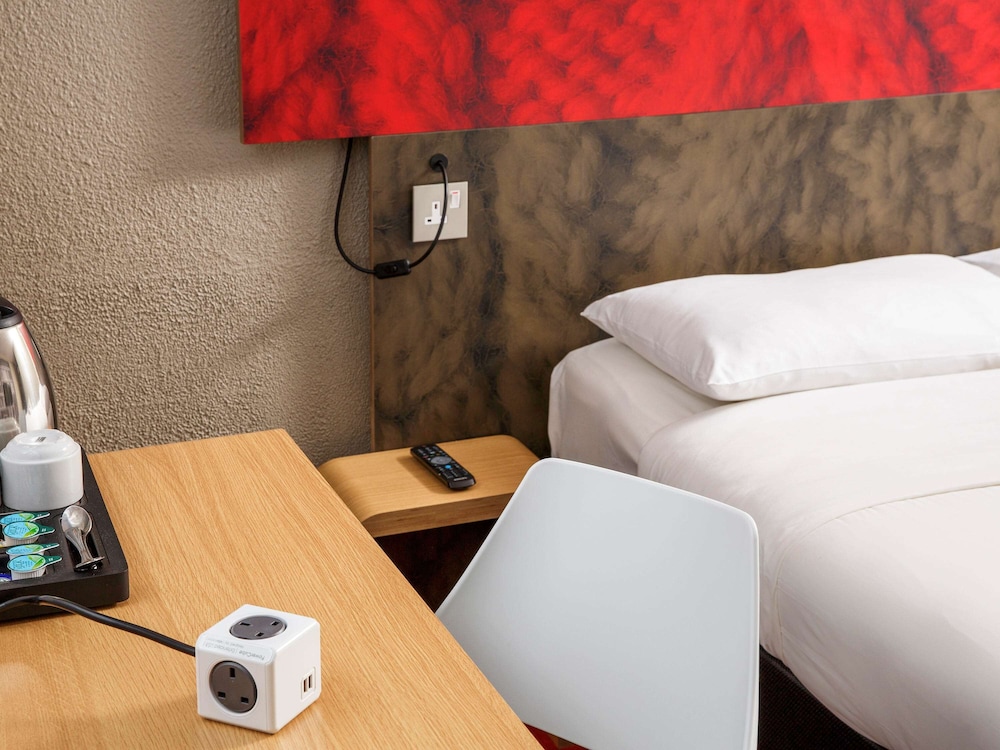 ibis Coventry South photo4