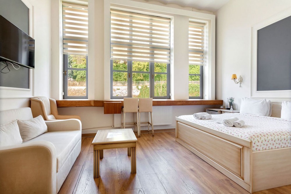 Cezayir Rooms 29/60