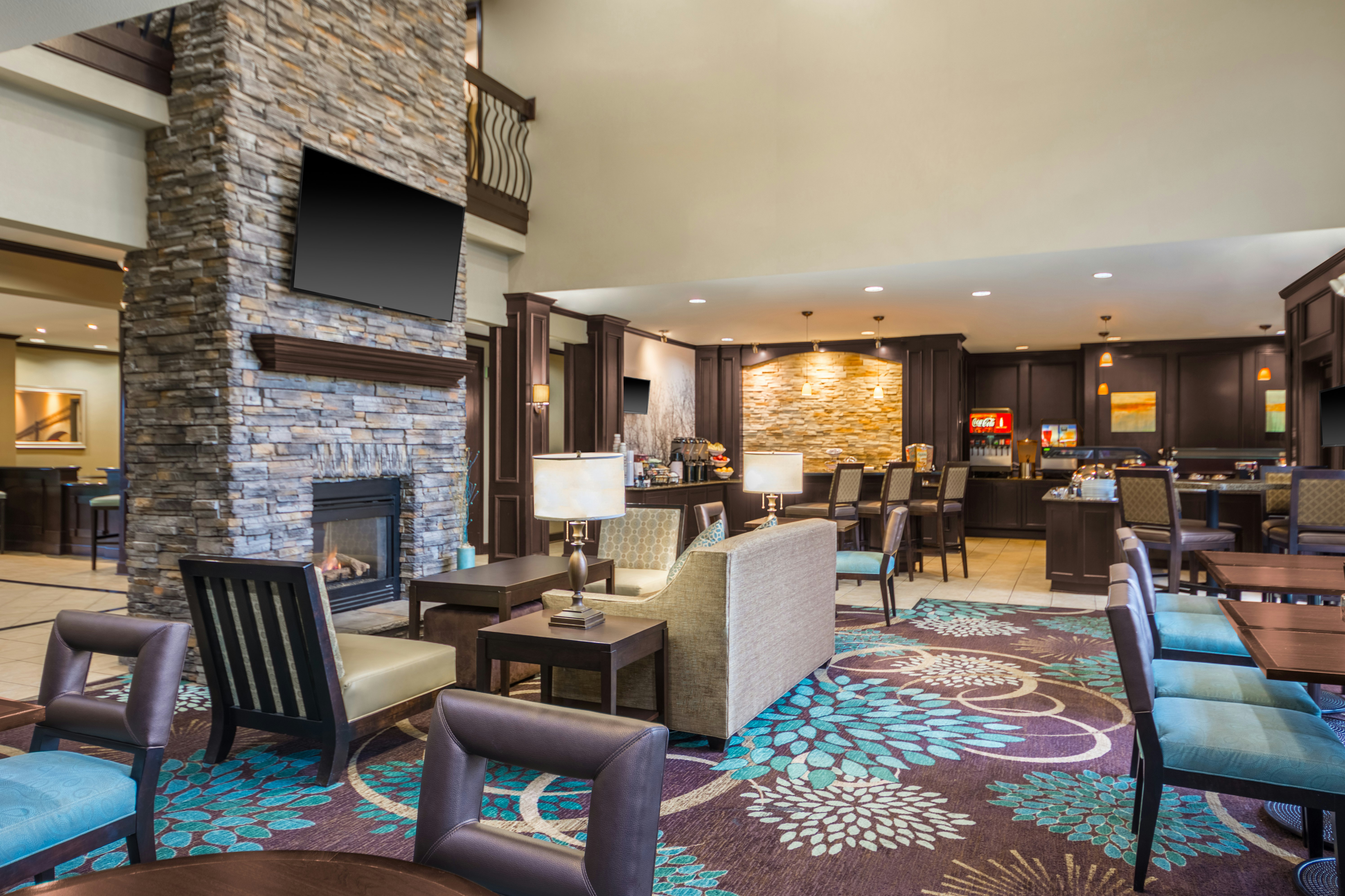 Staybridge Suites Kansas City-Independence 53/63