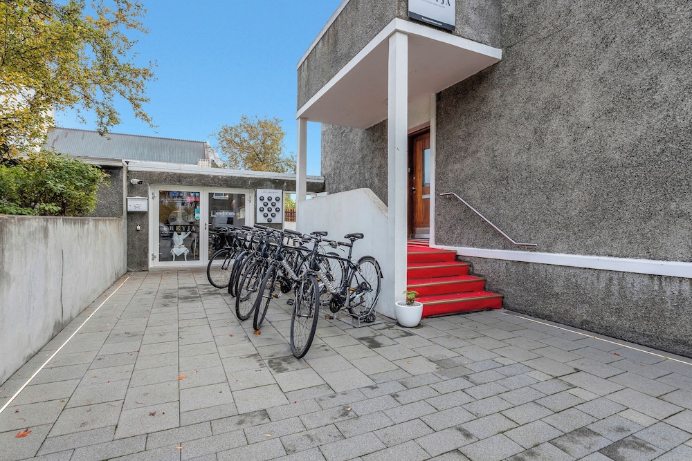FREYJA GUESTHOUSE & SUITES 39/47