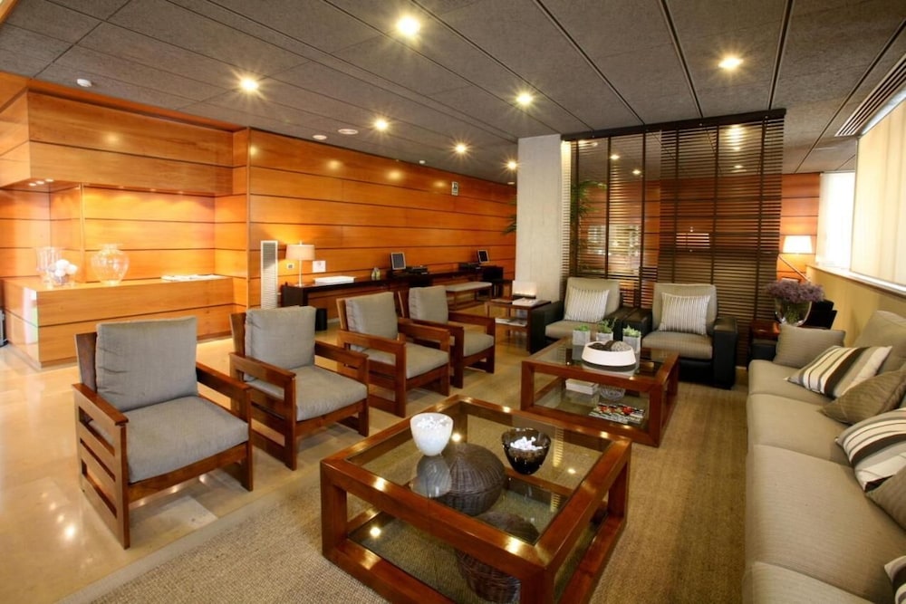 Granollers Hotel 12/23